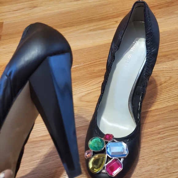 Nine West Bejeweled Heels - Picture 3 of 8
